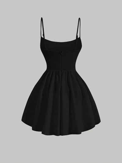 Luna — Robe Courte Évasée Chic