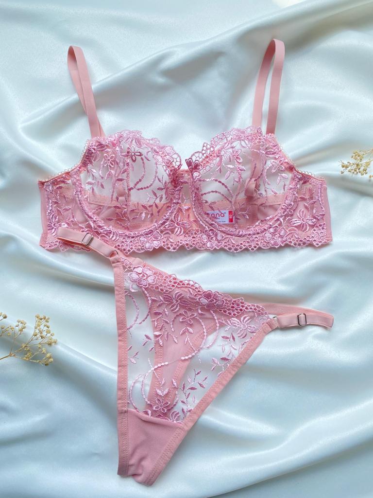 Ensemble Quintessence Rose A-132