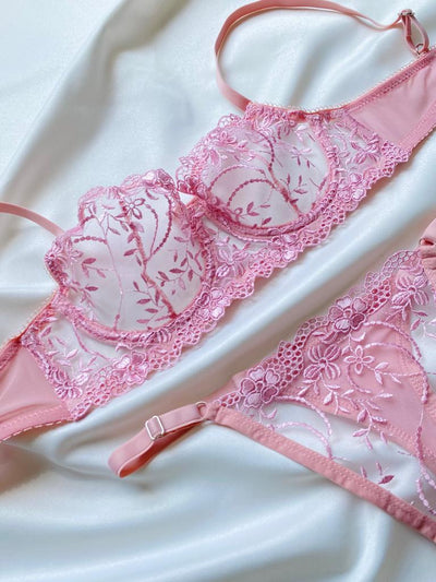 Ensemble Quintessence Rose A-132